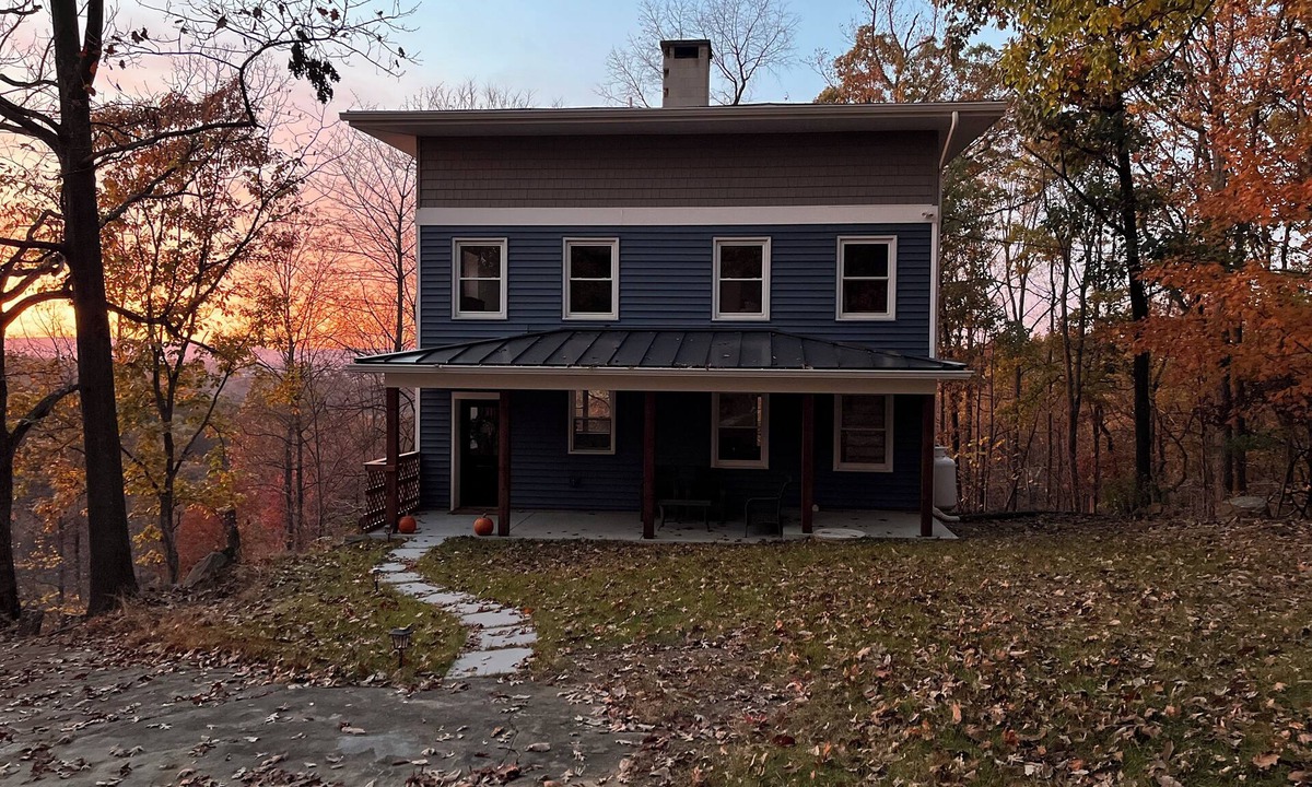 Gettysburg House | The Wolf Den