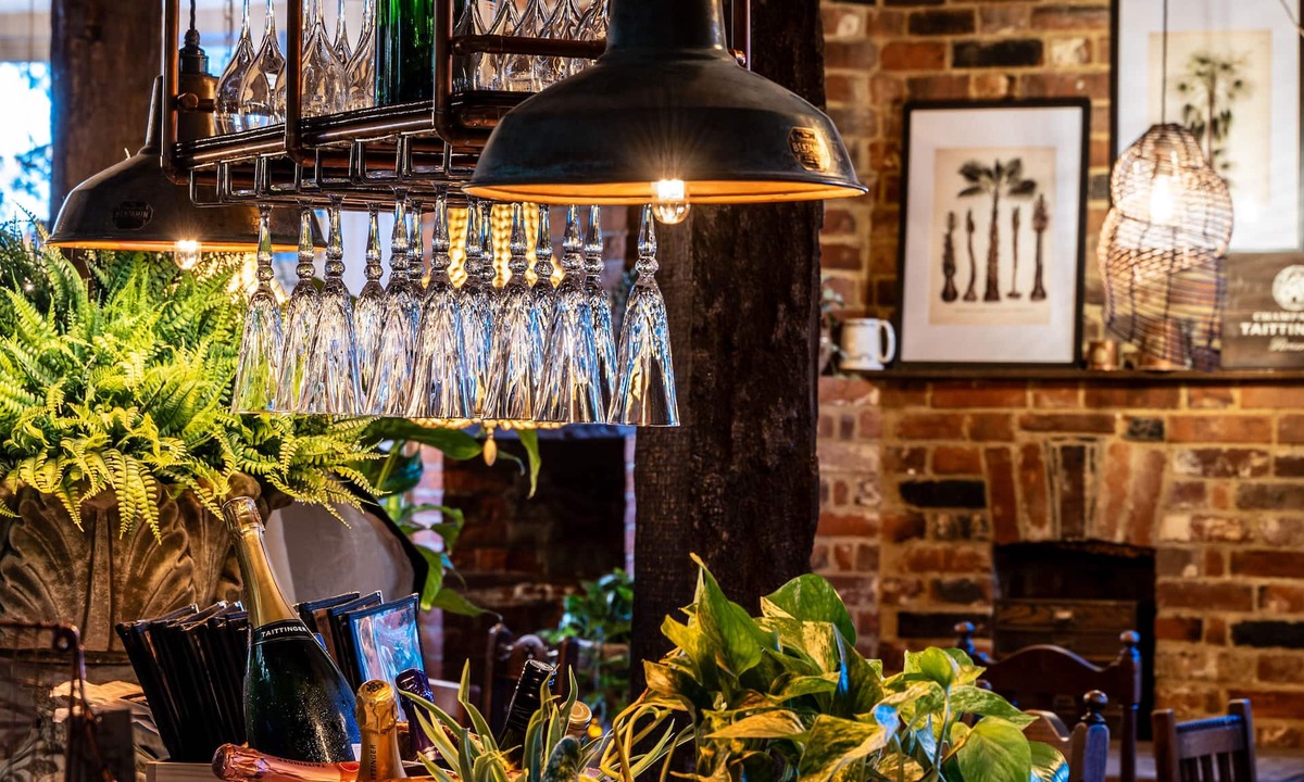 Chilham Hotel | The Woolpack Hotel
