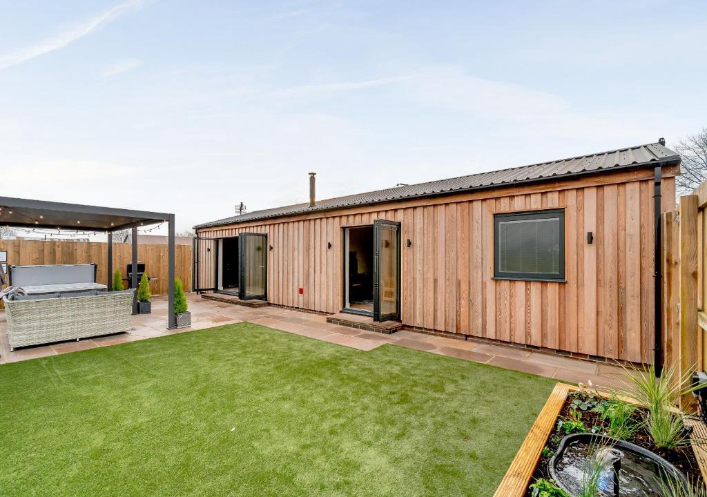Pickering House | The Workshop - Uk42470