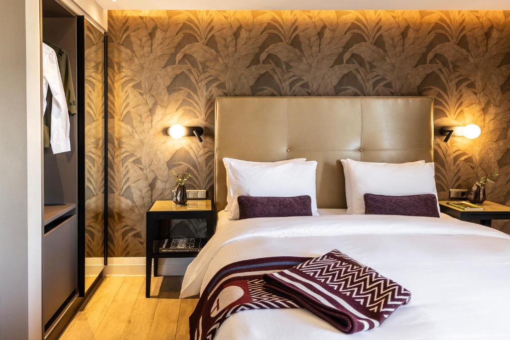 Kifisia Hotel | The Y Hotel