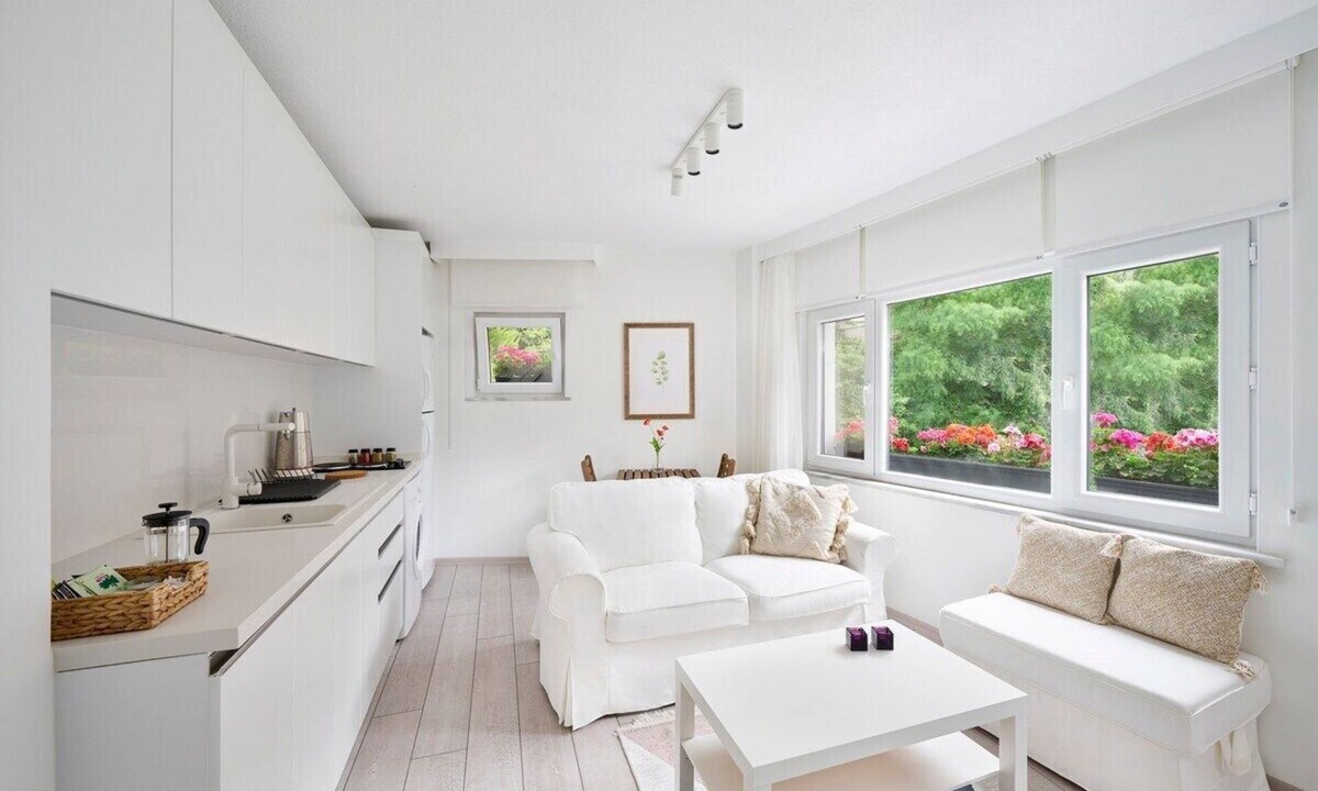 Bebek Apartment | This apartment is a 1 bedroom(s), 1 bathrooms, located in Beşiktaş, İstanbul.