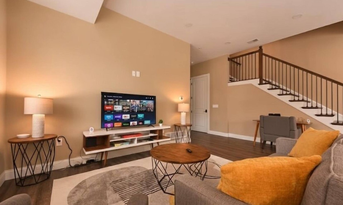 Warrendale Apartment | This apartment is a 3 bedroom(s), 2.5 bathrooms, located in Warrendale, PA.