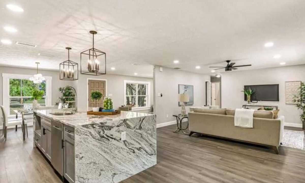 Wesley Chapel House | This beautiful renovated modern Farmhouse home!