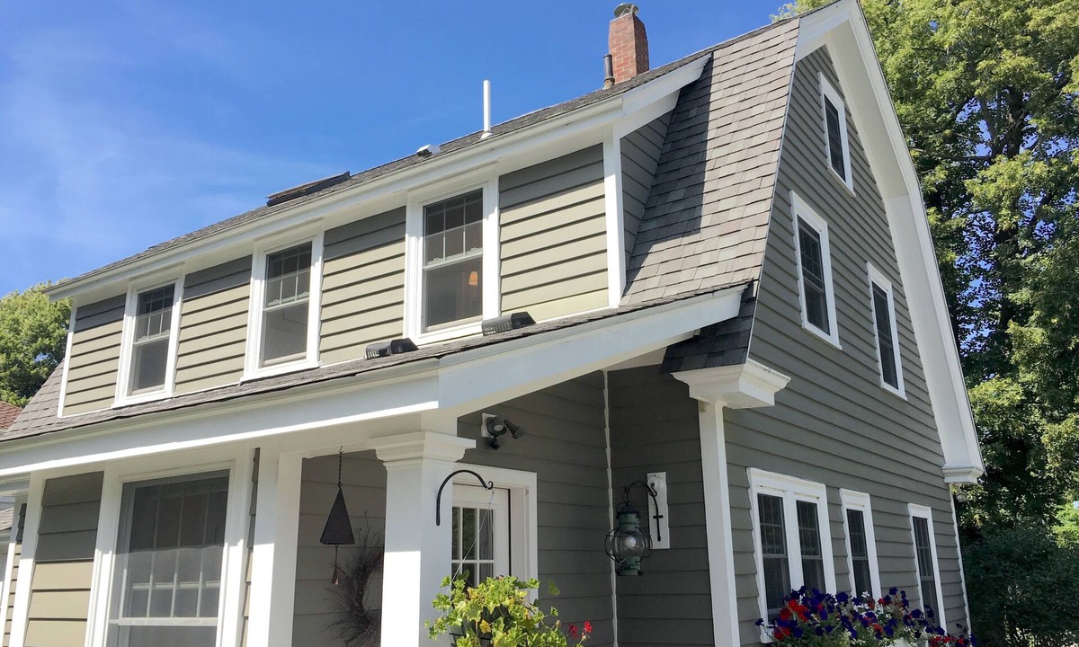 Rockland House | This Charming Coastal Cottage is One of Rockland's Most Highly Rated Properties!