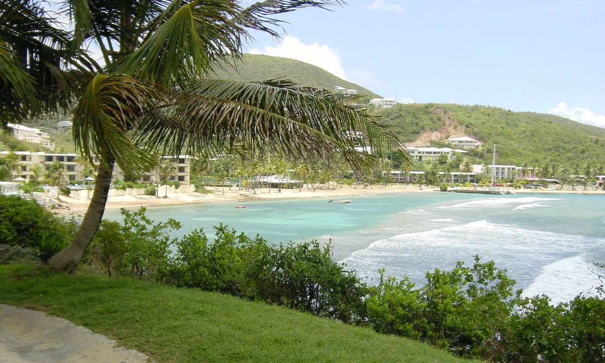 Estate Bolongo Apartment | This condo overlooking the Carribean Sea is perfect for family or group outings.