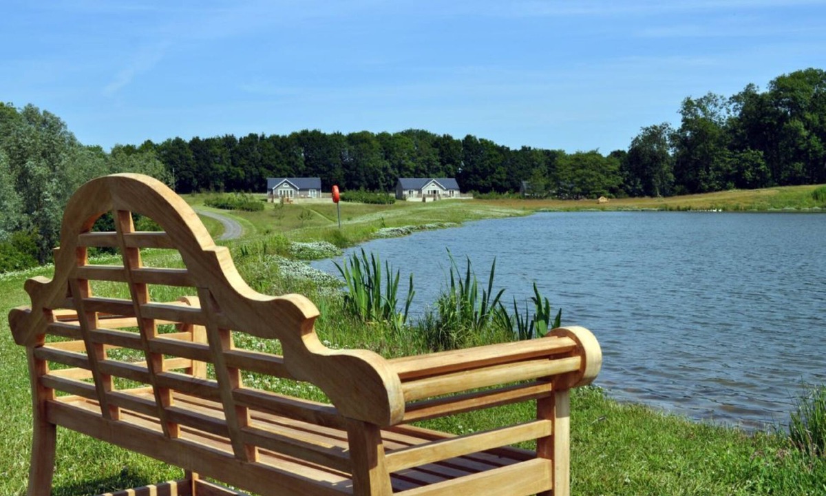 Pattiswick Cabin | This delightful lodge on Wakes Hall Farm is a haven of peace in 500 acres of private land.