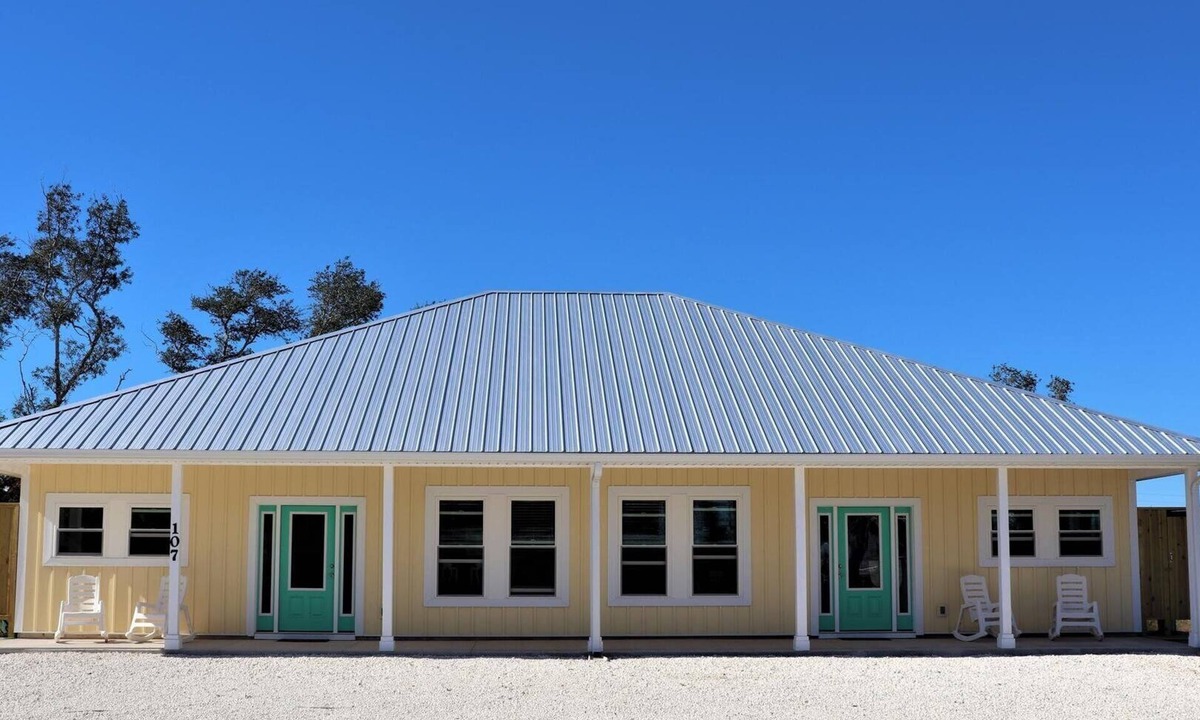 Mexico Beach House | THIS DUPLEX IS PERFECT FOR LARGE FAMILIES/MULIIPLE FAMILES! STEPS AWAY FROM THE BEACH