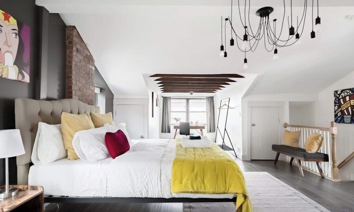 Pittsburgh House | This home features a carefully designed space that pays tribute to Pittsburgh's pop art scene