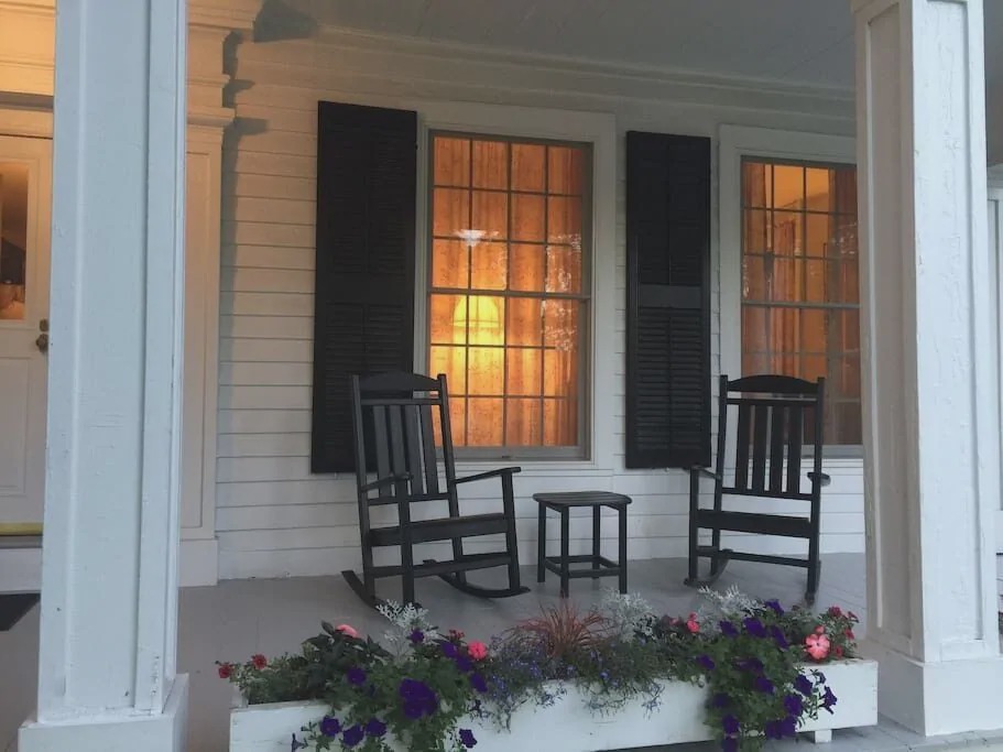 Manchester House | This house is a 6 bedroom(s), 5.5 bathrooms, located in Manchester, VT.