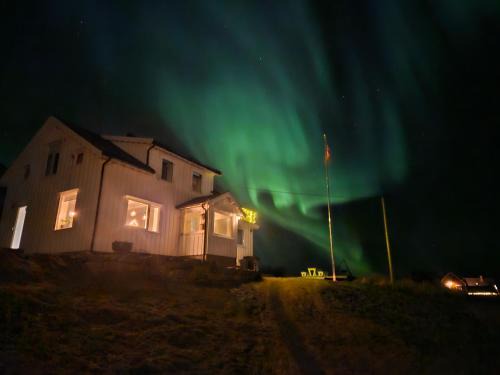 Hadsel House | This Old House - Check in Breathe out