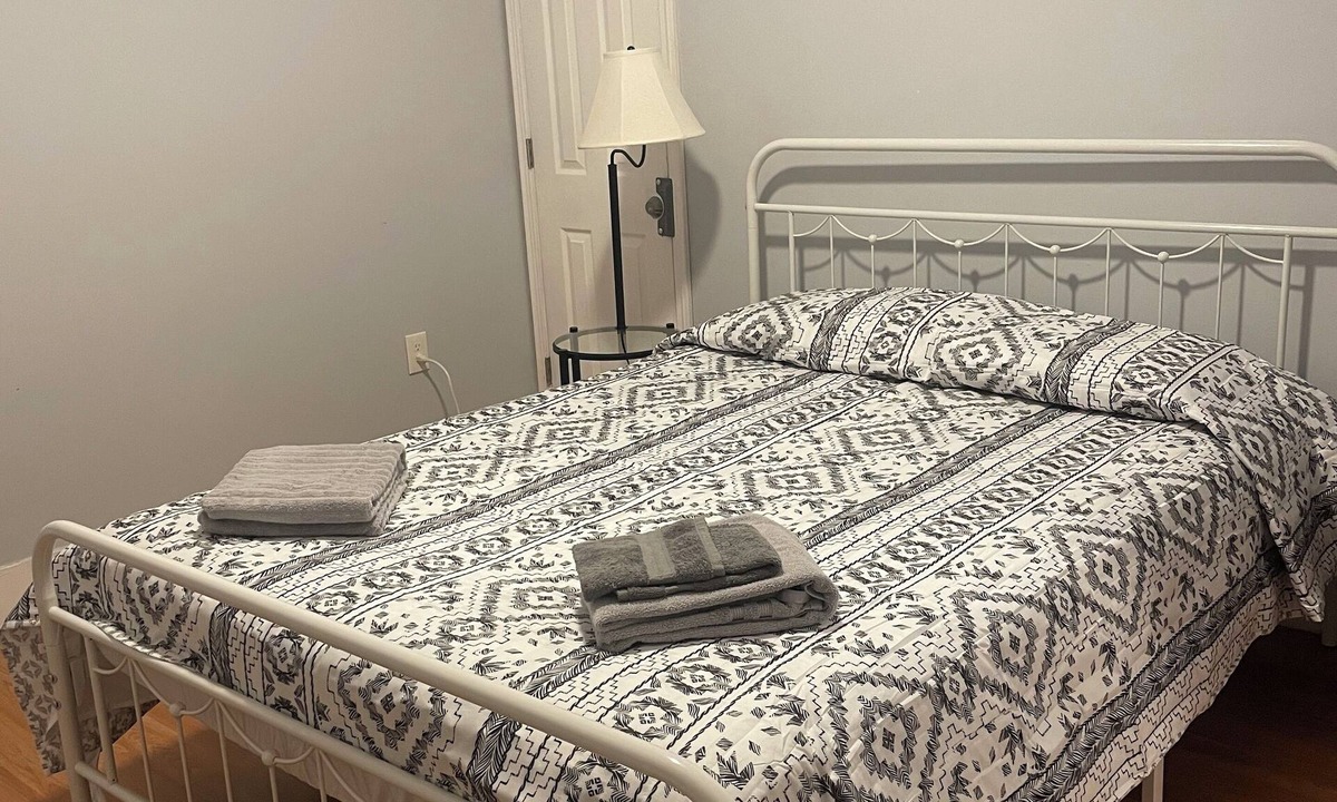 Lawrence House | This room is very comfy and good spot to stay
