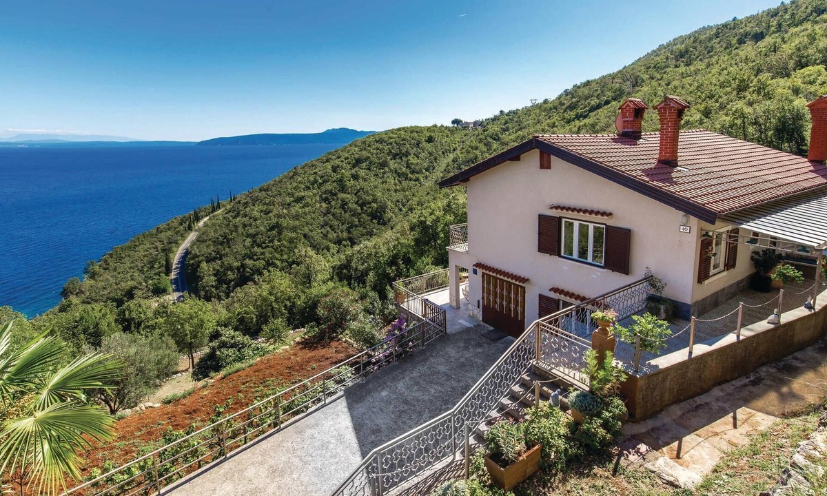 Medveja Apartment | This spacious apartment with simple furnishings is located in a family house far from busy roads and