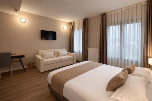 Thoiry Hotel | Thoiry Etoile Lodge, Sure Hotel Collection by Best Western