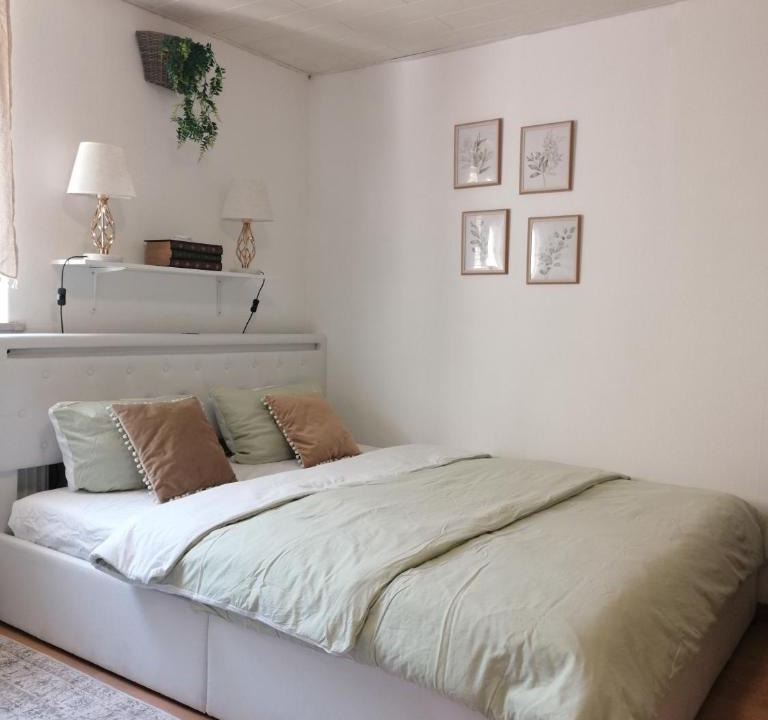 Guenzburg Apartment | Thomas Haus 1
