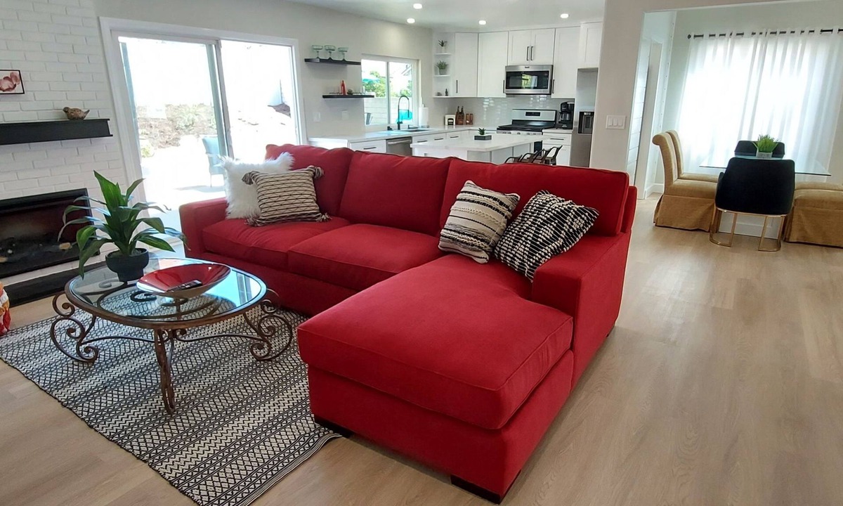 Thousand Oaks House | Thousand Oaks Temp Housing For Insurance/Work/Travel/Remodel!