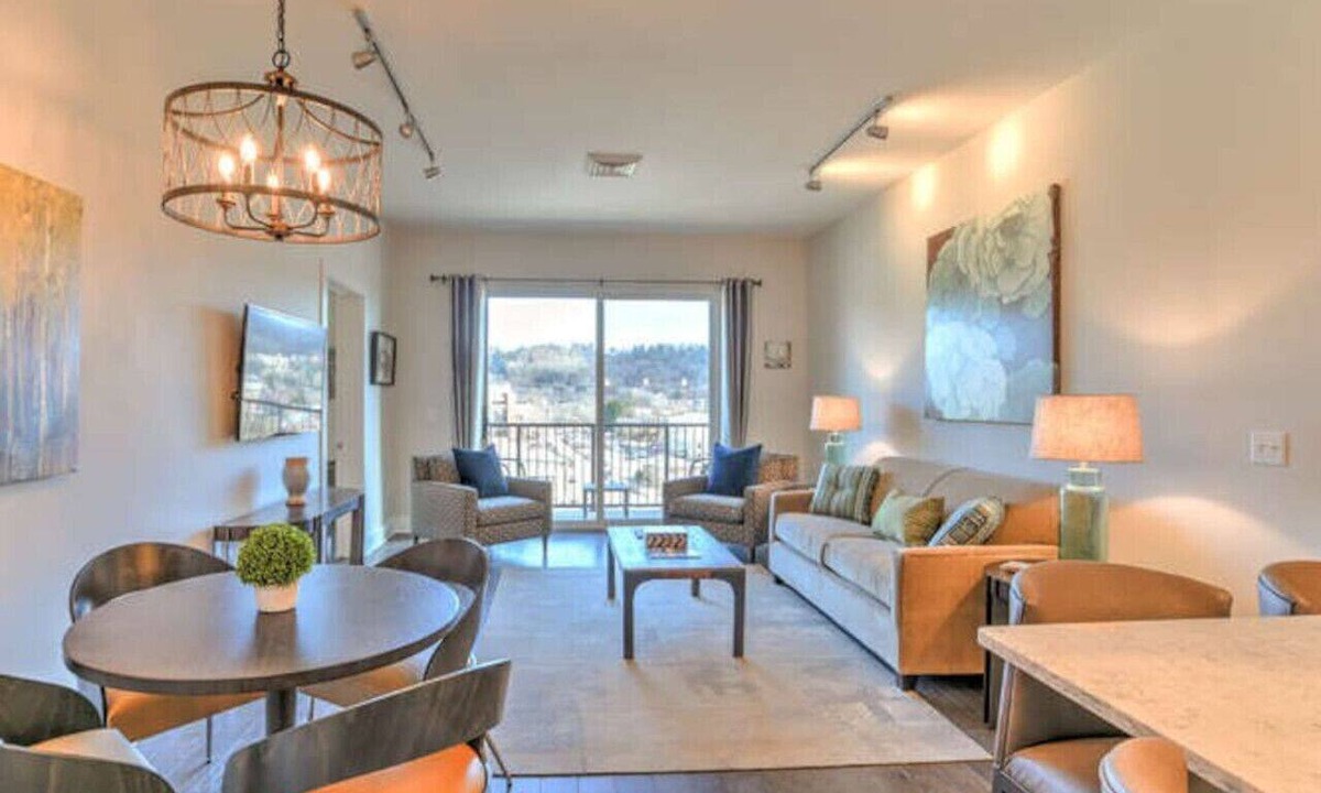 Asheville Condo | Three Bed Three Bath Central Downtown Condo