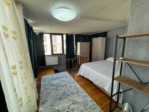 Cihangir Apartment | Three Houses