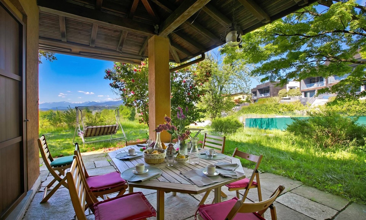 Buguggiate Villa | Three Lakes Villa Varese, Buguggiate, Italy