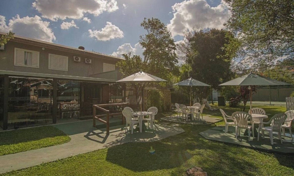 Jaguariaiva Hotel | Three Nature-Focused Twin Room w/Easy Access to Hiking Trail and Waterfalls