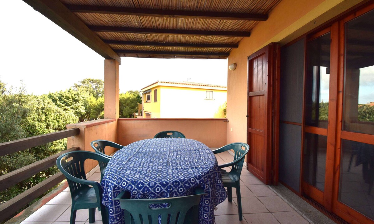 Rena Majore Apartment | Three-room air-conditioned apartment with veranda and parking space