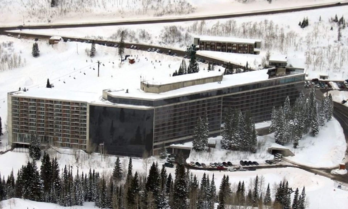 Salt Lake Mountain Resorts Condo | Three room, sleeps 10 condo available Friday, January 1st-8th 2027