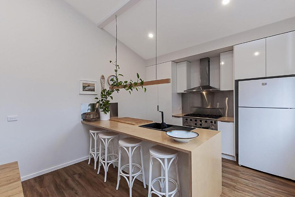 Warrnambool House | Thunder Point Cottage