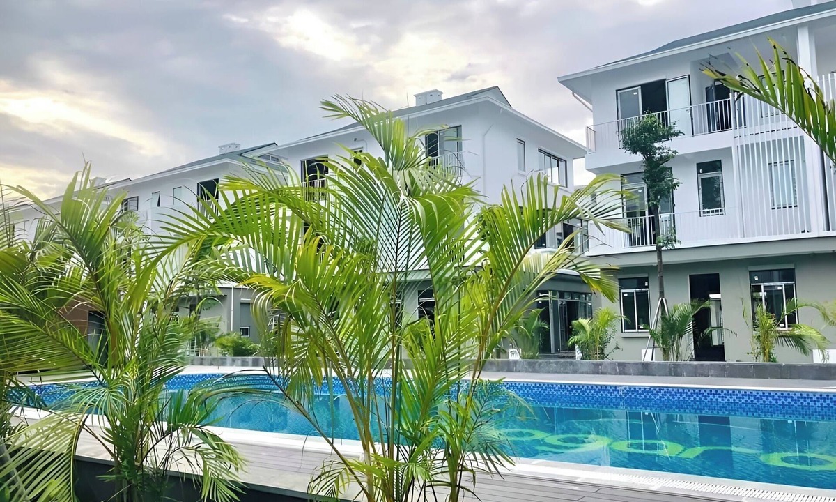 Huong Thuy Hotel | Ti Tach Homestay in Eco Garden Hue