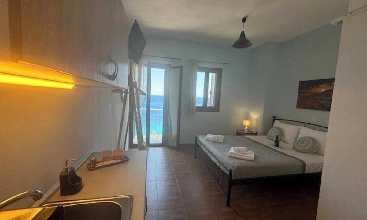 East Mani Apartment | Ticallisti Studios 3