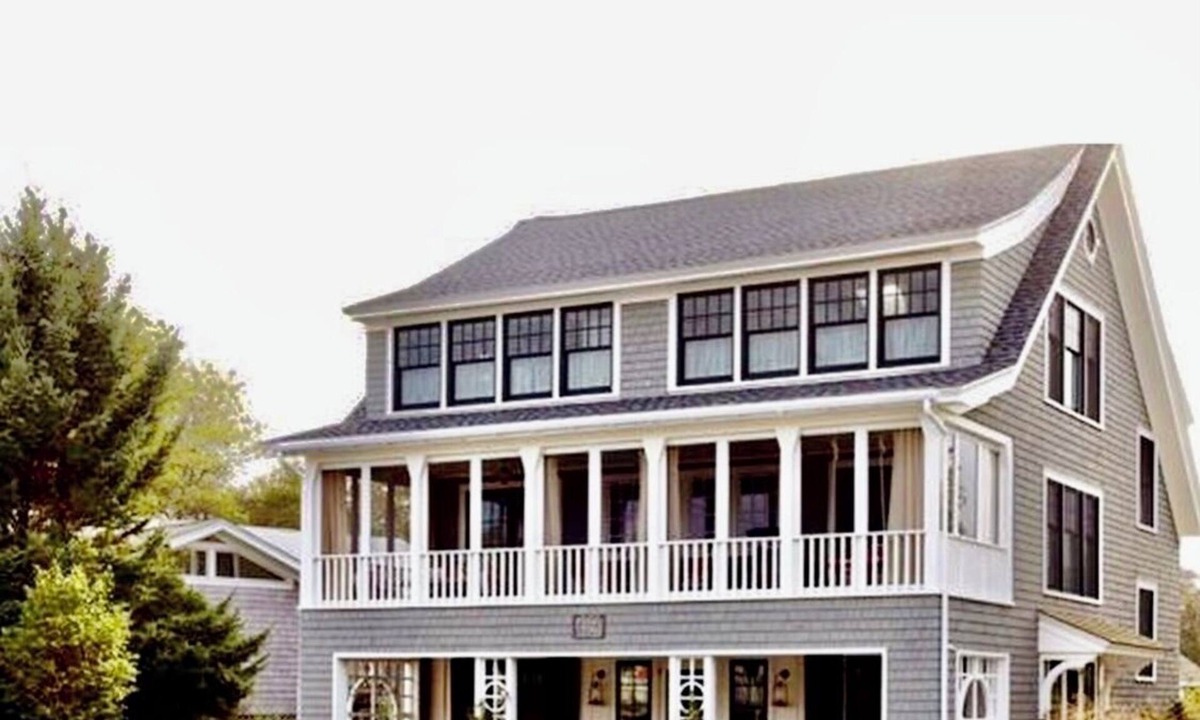 Hampton House | Tidewatch, QUINTESSENTIAL BEACH HOUSE…nSteps to Sand Monthly rental only