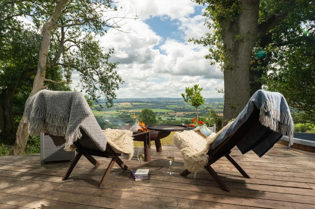 Kingston St Mary Other | Tilbury Shepherd Huts & Holiday Cottages with Hot Tubs