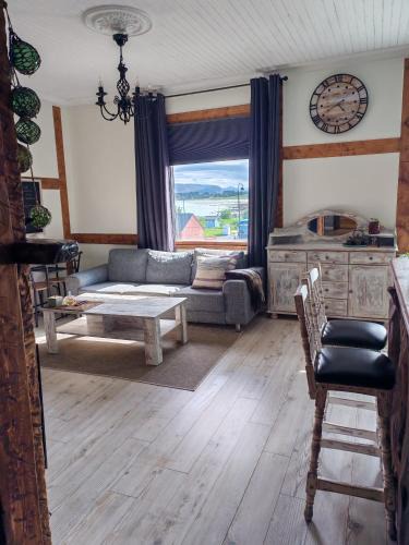 Vigra Apartment | Timber loft