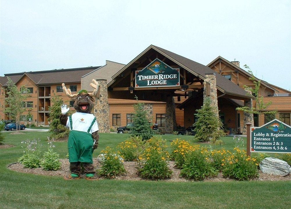 Lake Geneva Hotel | Timber Ridge Lodge and Waterpark