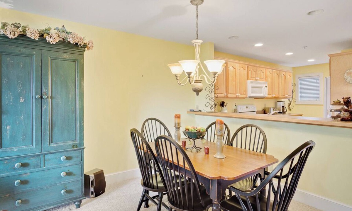 Foscoe Condo | Timbers G-1-Mtn Condo, Gated Resort, Indoor/Outdoor Pools & Hot Tub, Two Levels
