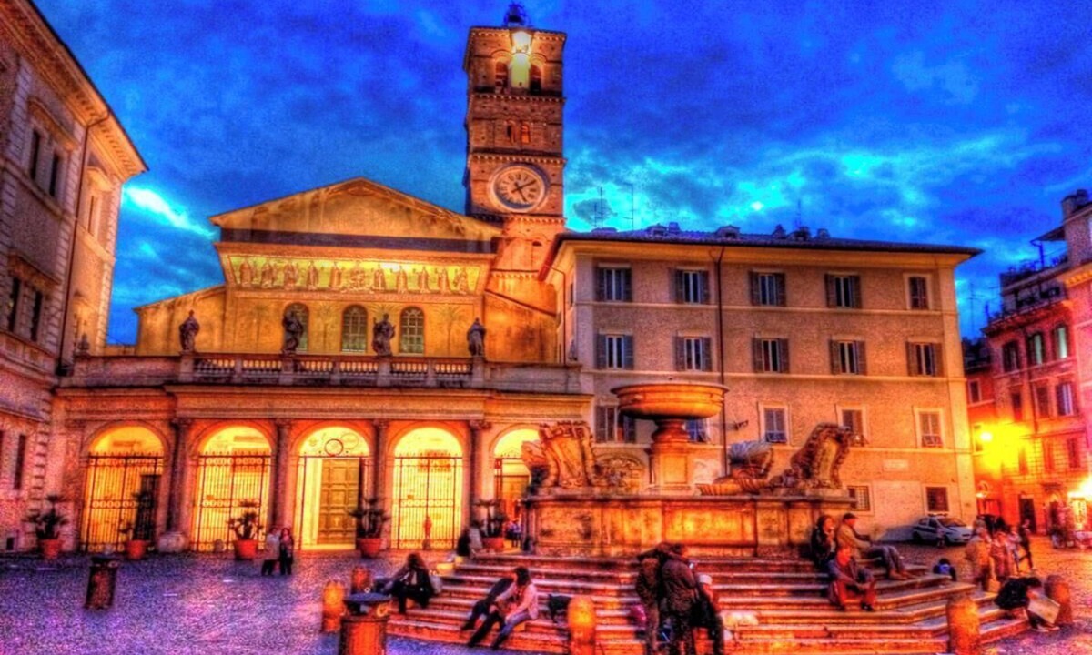 Trastevere Apartment | Timeless Charm in Trastevere Luxury Residence with Enchanting Courtyard