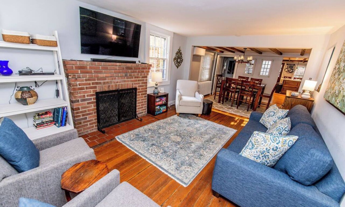 Historic District House | Timeless Charm Meets Modern Comfort
