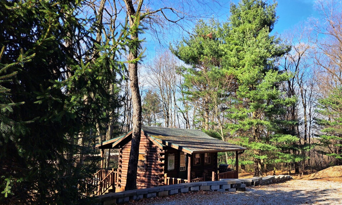 Perrysville Cabin | Tiny Cabin on the outskirts of Mohican State Park