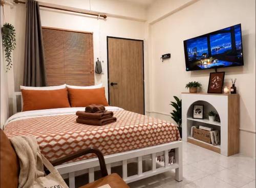 Bangkok Yai Hostel | Tiny Cozy Room - Wat Arun