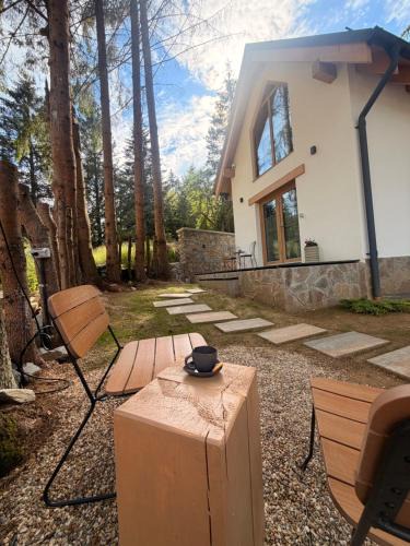 Brebu Nou Villa | Tiny Folk