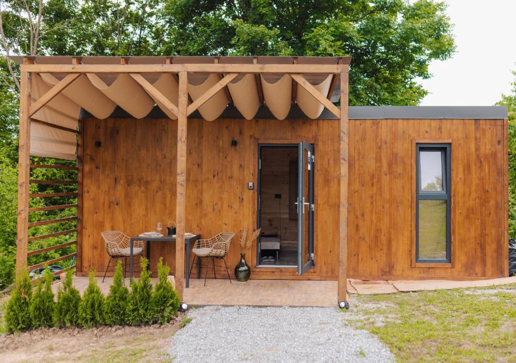 Salatrucel House | Tiny Heaven Cabin