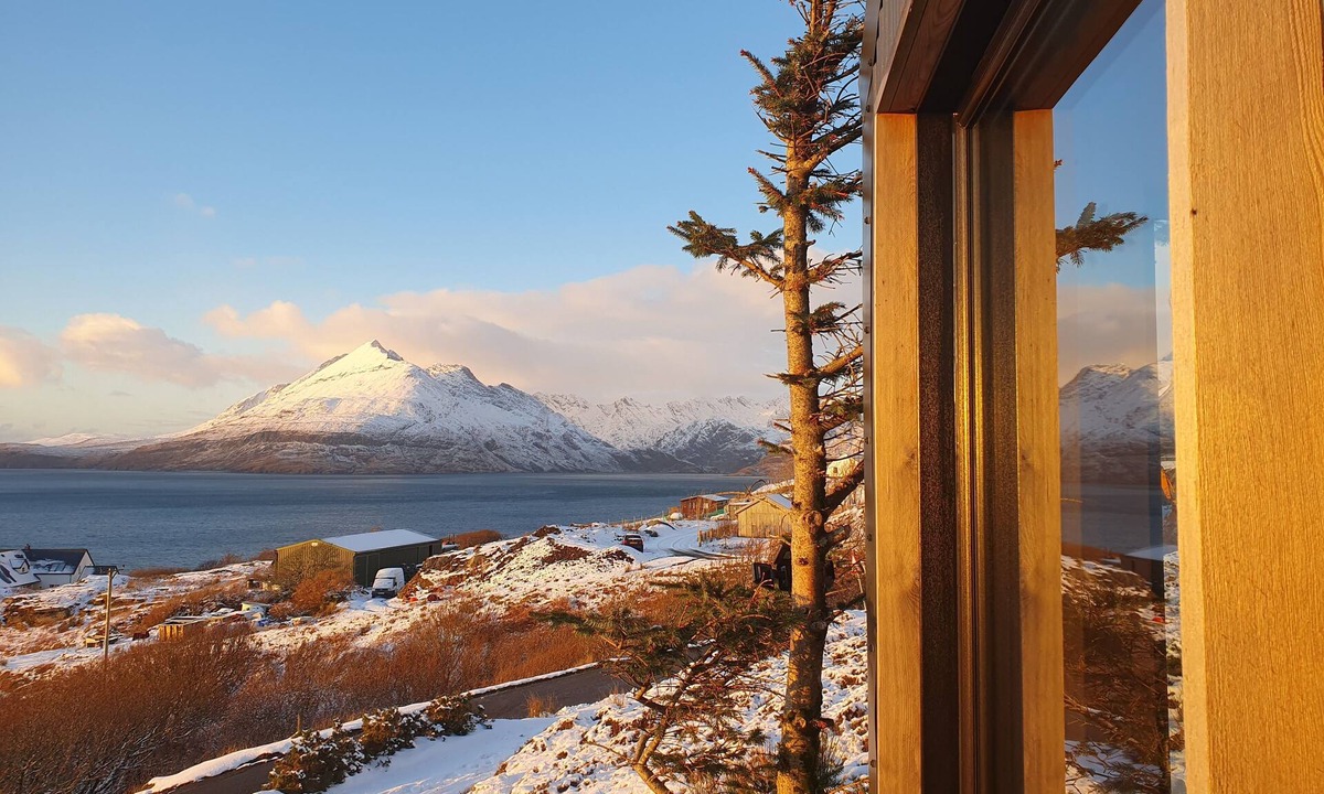 Sleat Cabin | Tiny Home in Isle of Skye - Pet Friendly