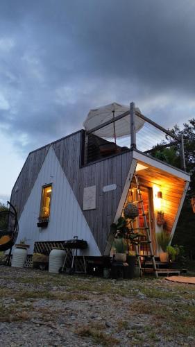 Gilmanton Apartment | Tiny Home on a Horse Farm
