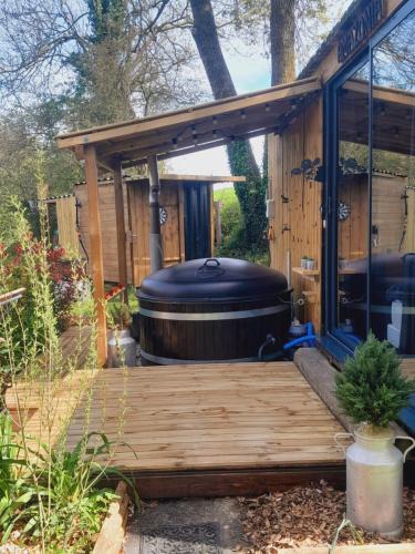 Litteau House | Tiny house au bord de l eau