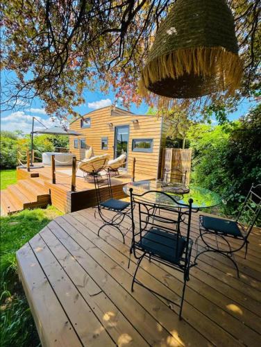 La Valsiere House | Tiny House avec jacuzzi privé - calme et nature