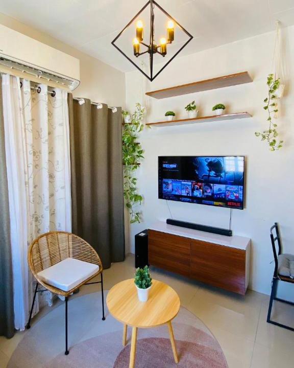 Jala-jala House | Tiny House Bath Tub Fully AC Netflix