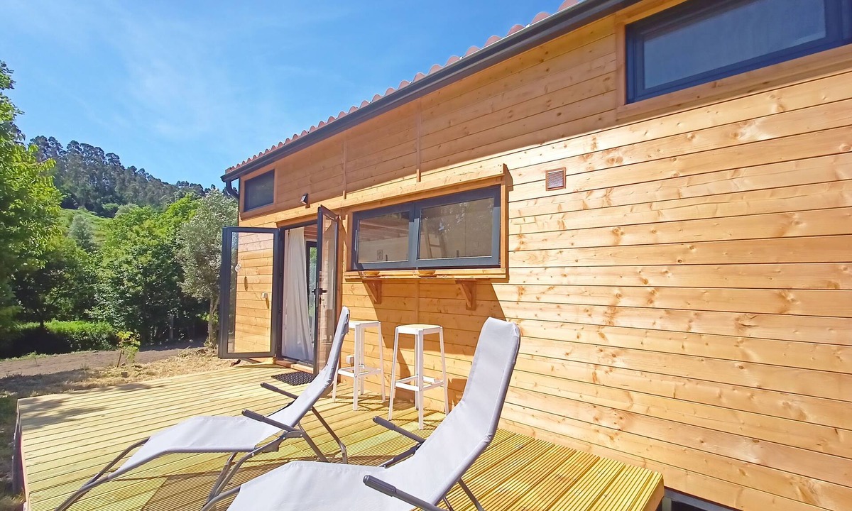 Arcos de Valdevez Cabin | Tiny House in Sabadim: Disconnect and Comfort in Nature