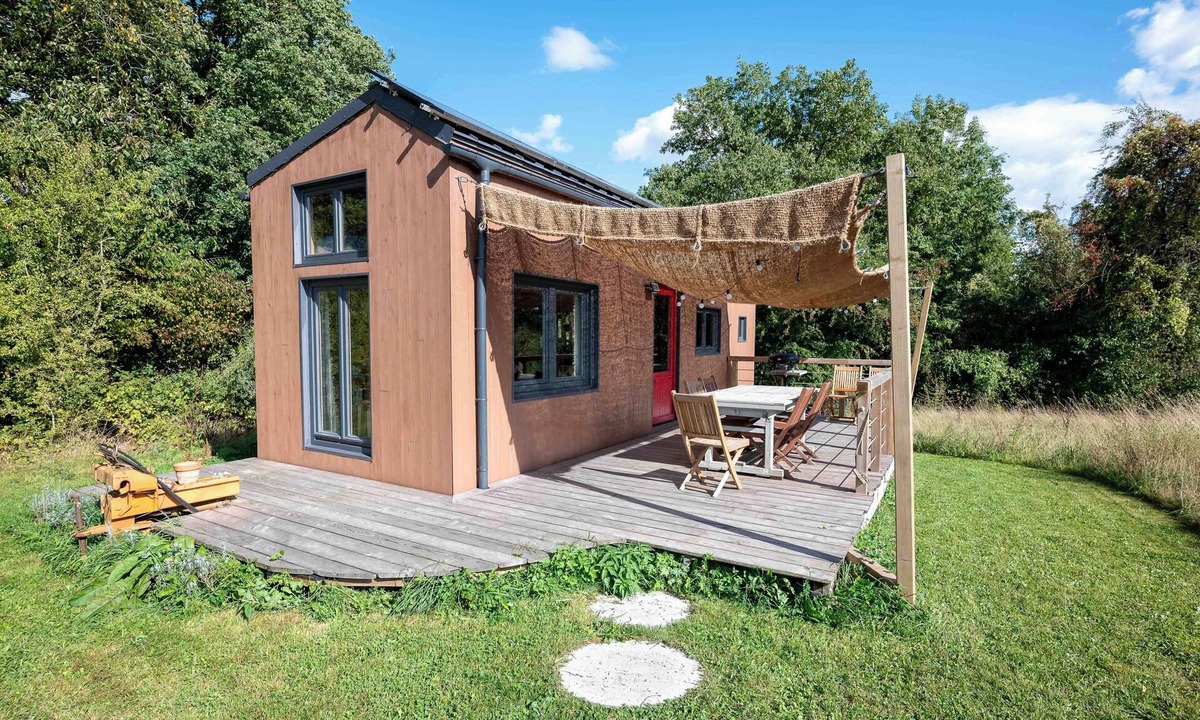 Philippeville Cabin | Tiny House Les Jours Heureux near Dinant and Lacs de l'Eau d'Heure
