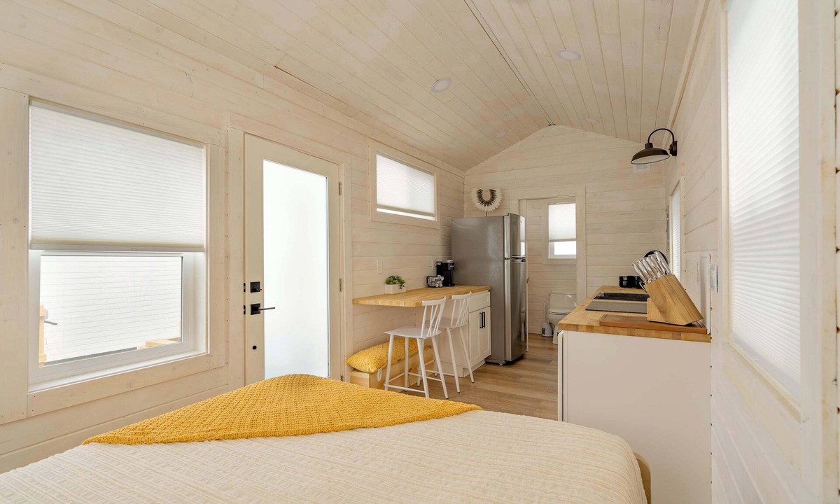 Alberta Arts District Apartment | Tiny Oasis Walk to Coffee, Food & Alberta Arts