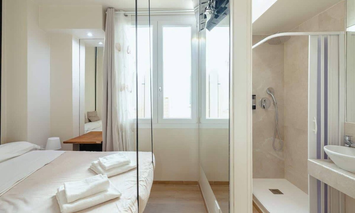 Sant' Ambrogio Condo | Tiny Private Room Steps from the Duomo