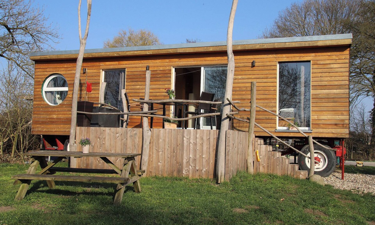Nottuln House | Tinyhouse circus wagon Hofliebe Kotten Kunterbunt