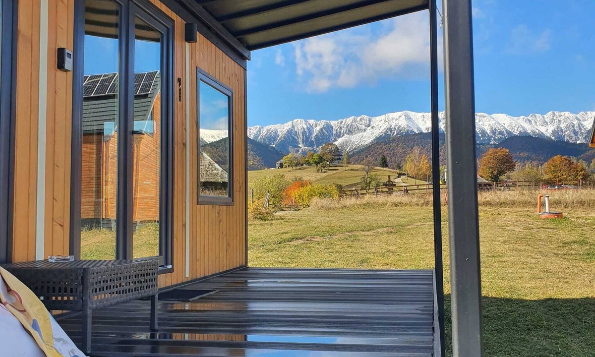 Pestera House | TinyHouse intimate mountain retreat in the middle of nature ideal for relaxation